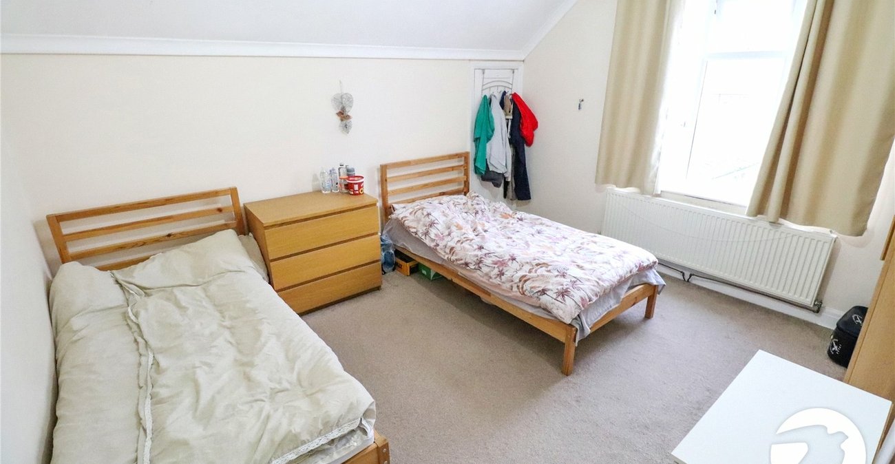 3 bedroom house for sale in Bexleyheath | Robinson Jackson