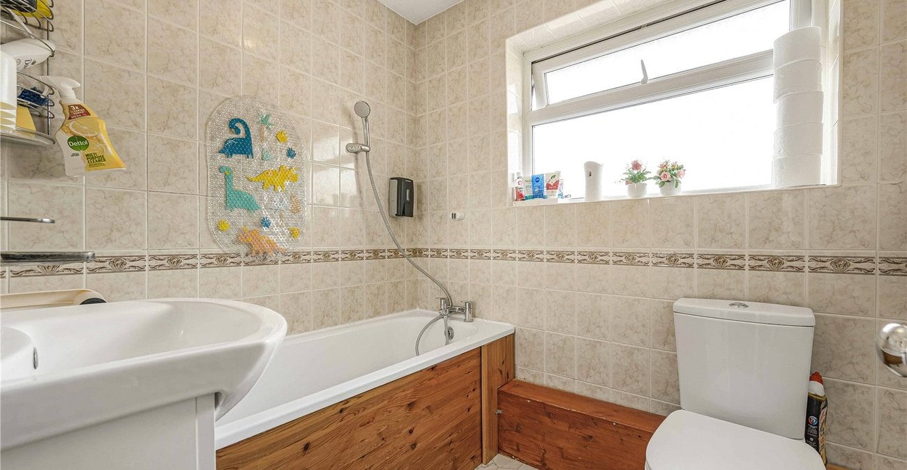 3 bedroom house for sale in Gravesend | Robinson Michael & Jackson