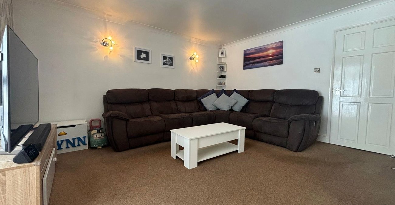 3 bedroom house for sale in Walderslade Woods | Robinson Michael & Jackson