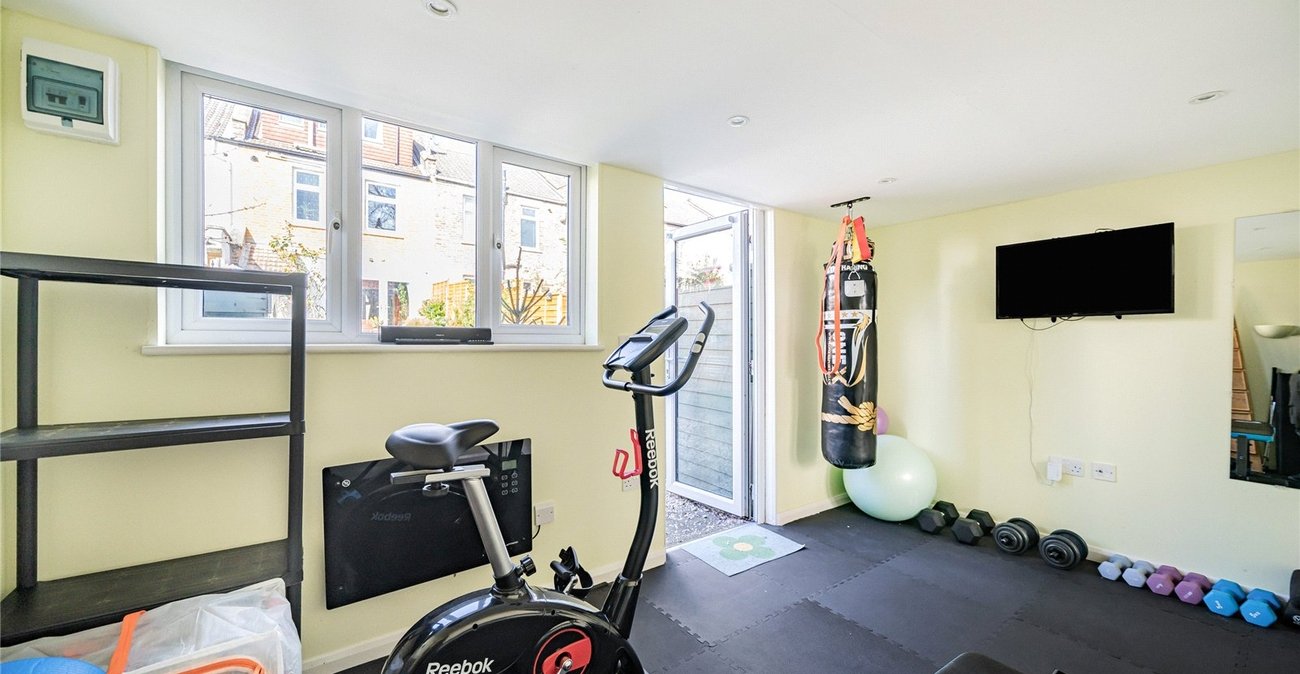 3 bedroom house for sale in Plumstead | Robinson Jackson