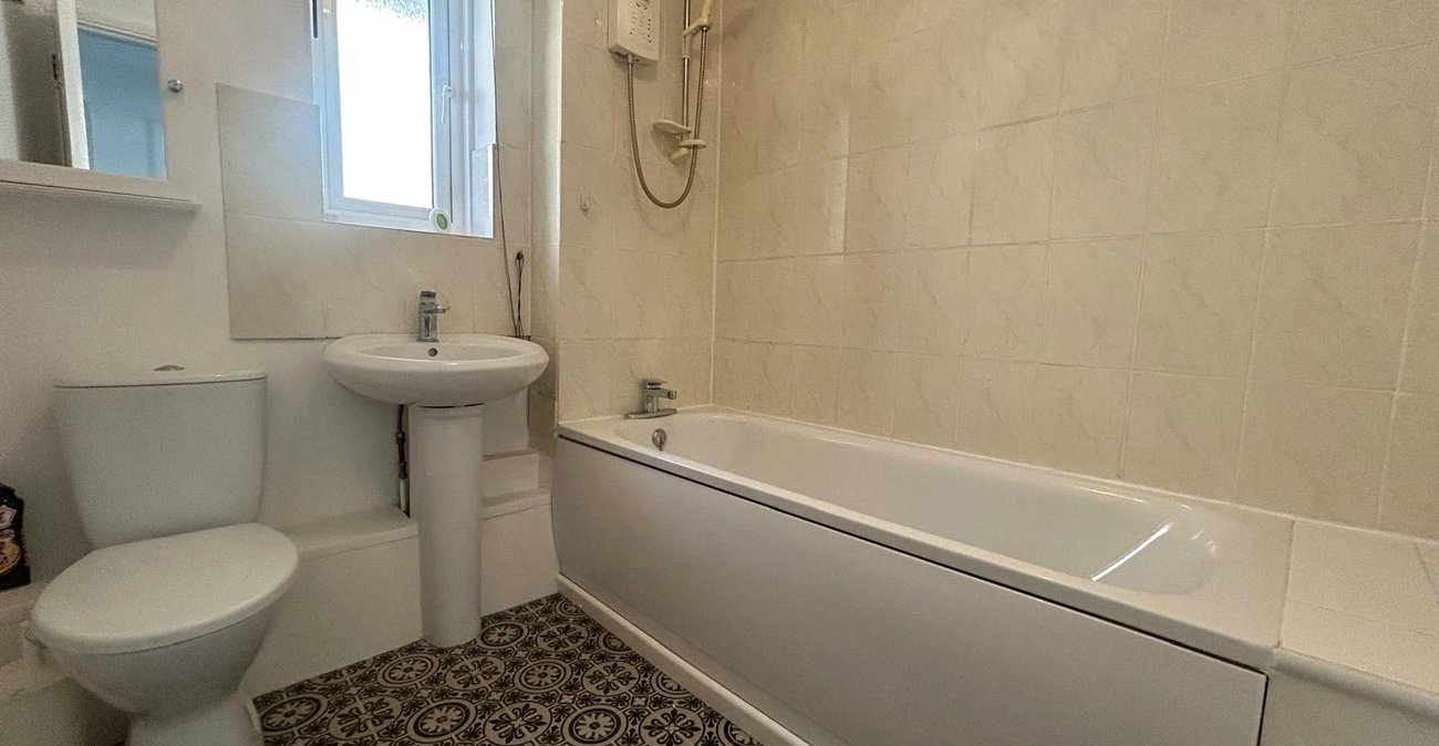 1 bedroom property for sale in Catford | Robinson Jackson