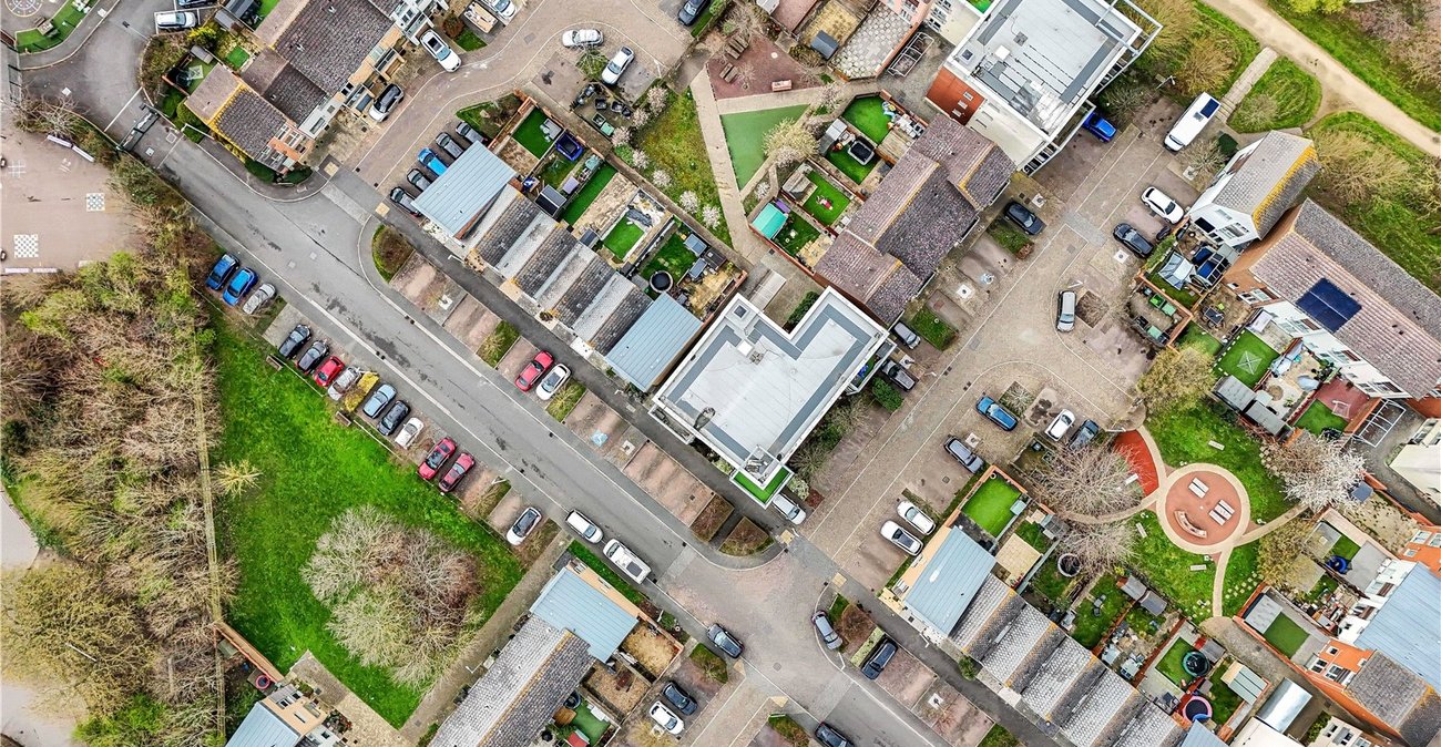 2 bedroom property for sale in Dartford | Robinson Jackson