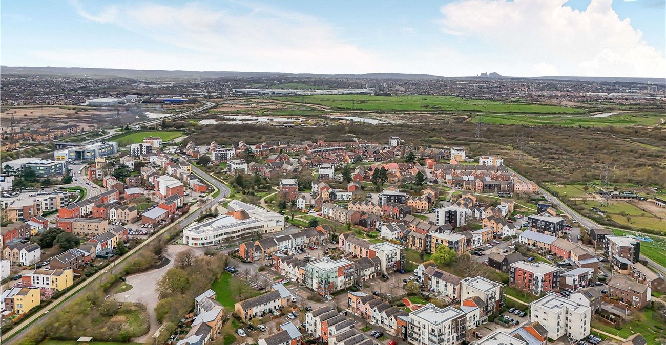 2 bedroom property for sale in Dartford | Robinson Jackson