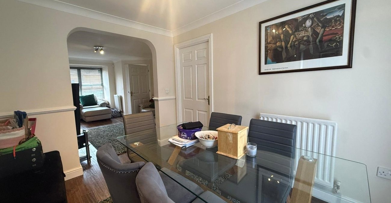 4 bedroom house for sale in Gravesend | Robinson Michael & Jackson