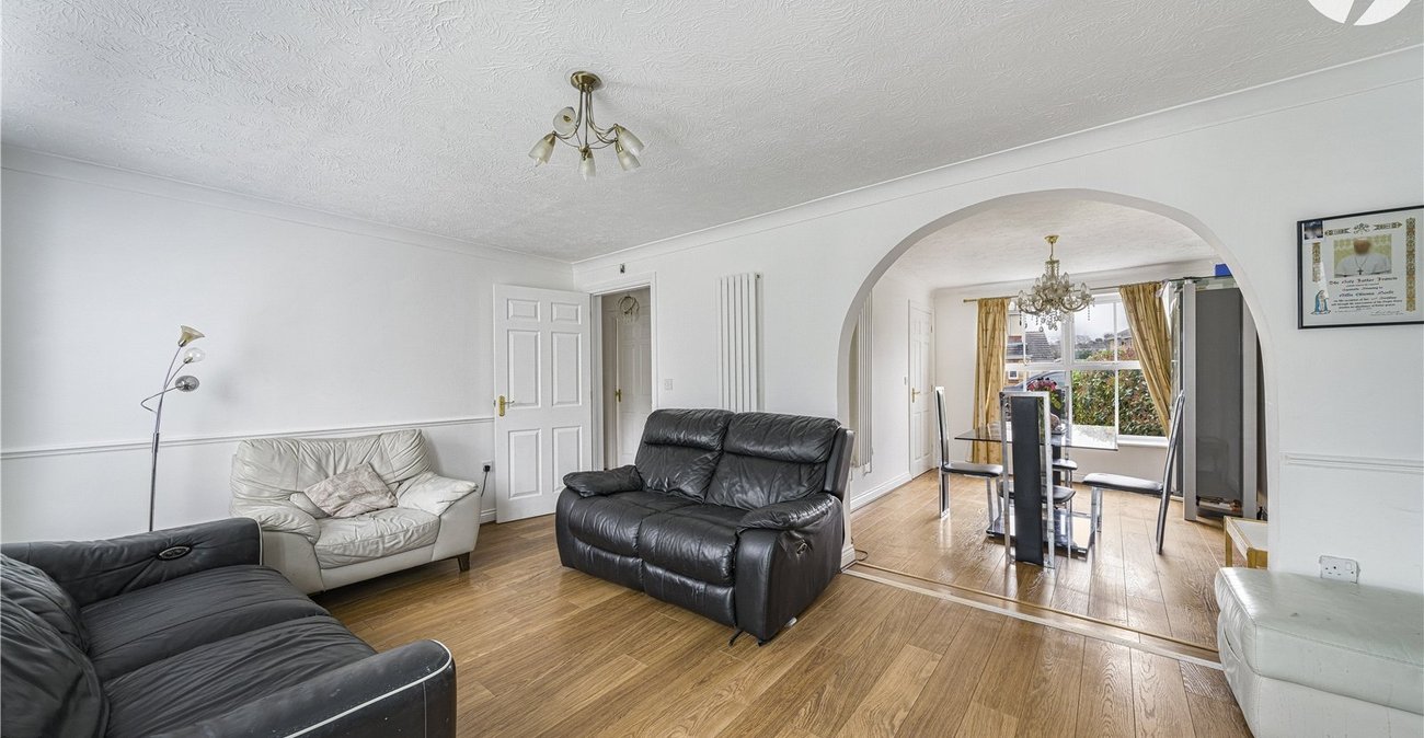 4 bedroom house for sale in Gravesend | Robinson Michael & Jackson