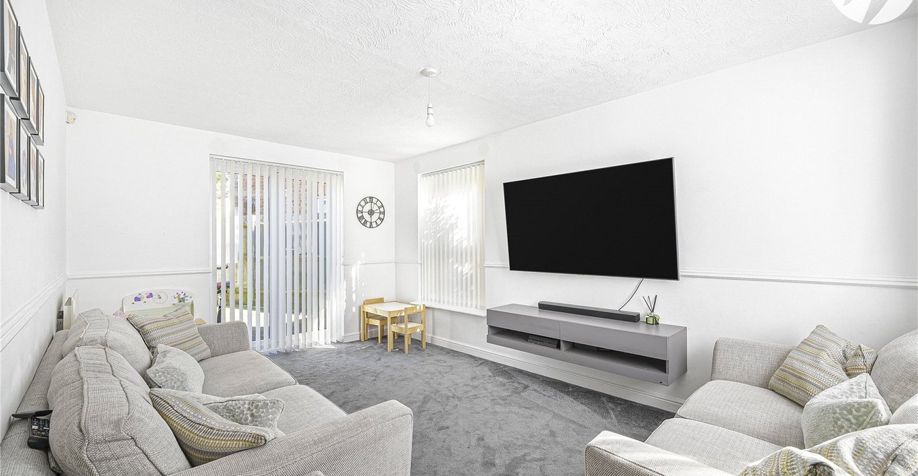 3 bedroom house for sale in Gravesend | Robinson Michael & Jackson