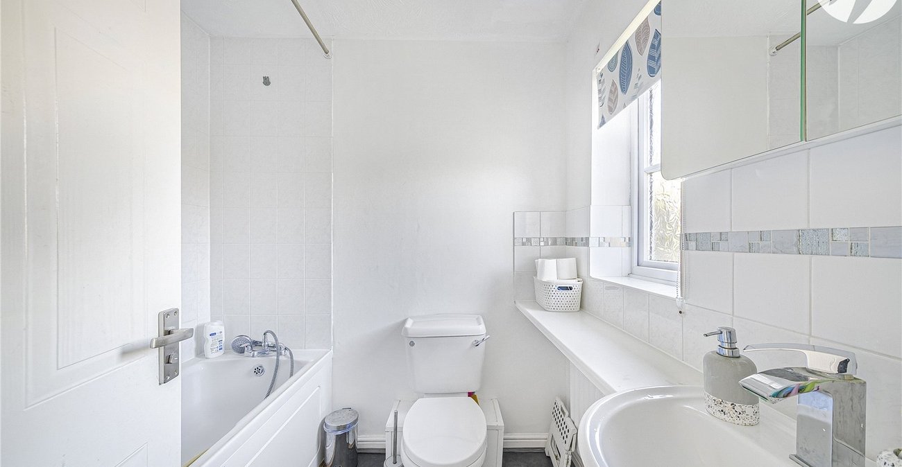 3 bedroom house for sale in Gravesend | Robinson Michael & Jackson