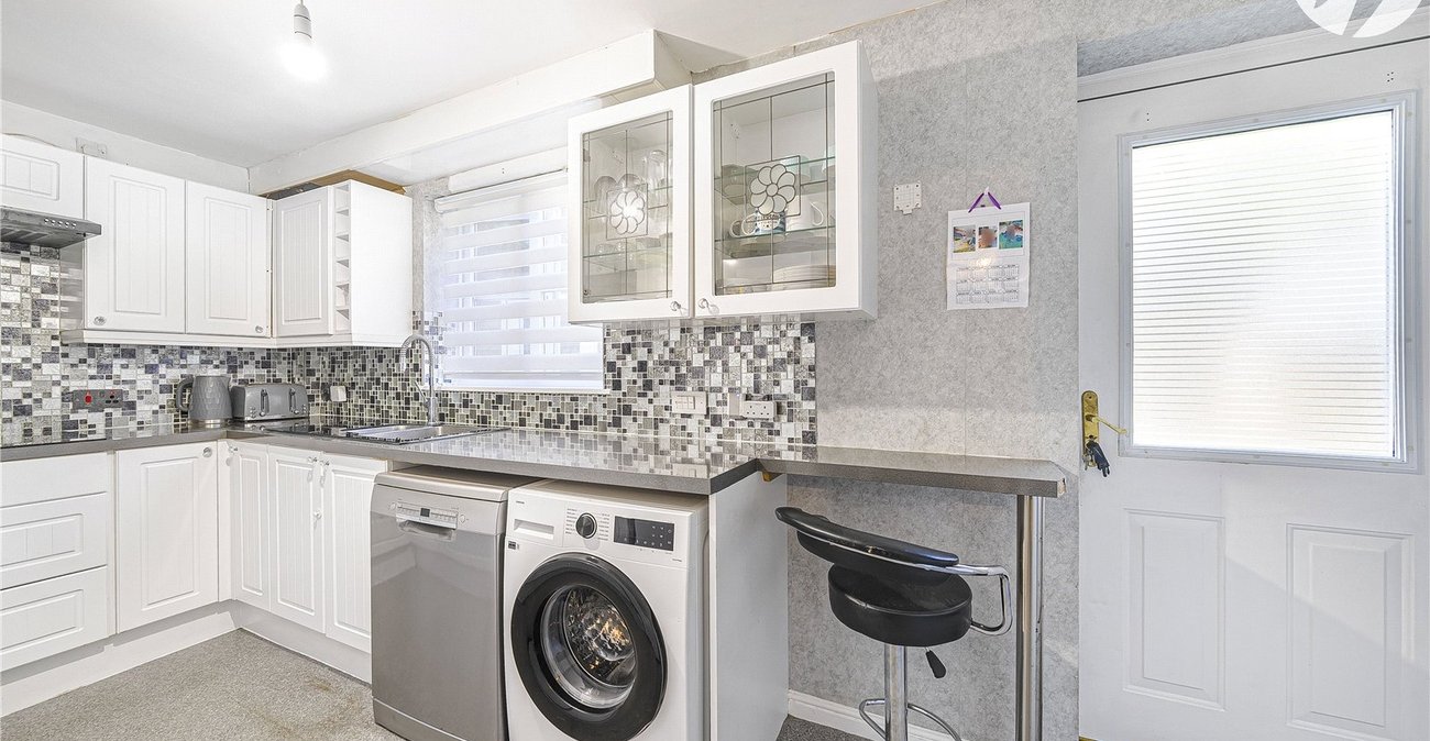 3 bedroom house for sale in Gravesend | Robinson Michael & Jackson