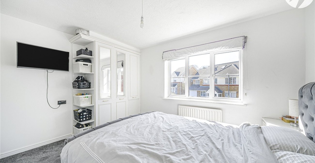 3 bedroom house for sale in Gravesend | Robinson Michael & Jackson