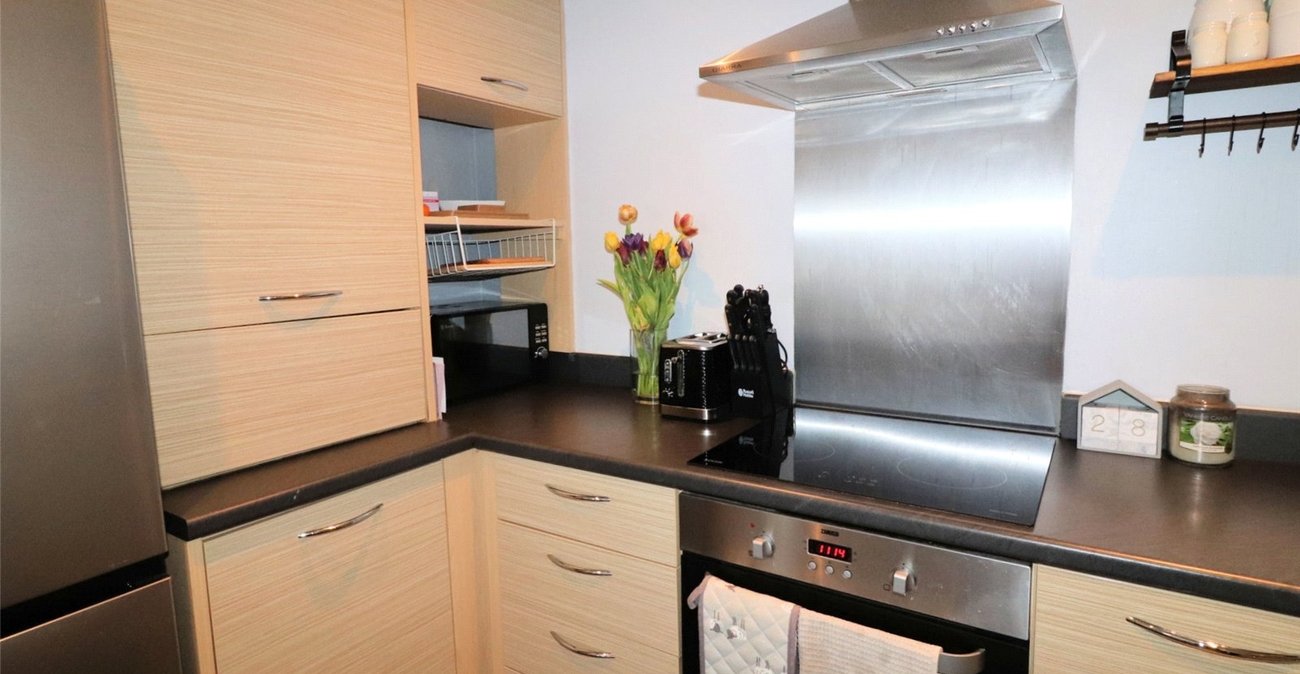 2 bedroom property for sale in 36 Perry Street | Robinson Jackson