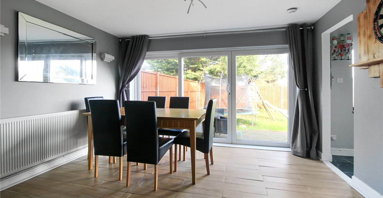 6 bedroom bungalow for sale in Upchurch | Robinson Michael & Jackson