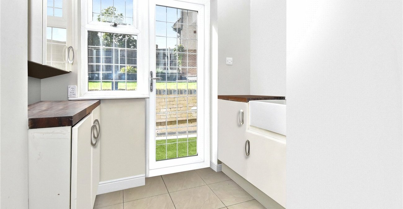 5 bedroom house for sale in Bexleyheath | Robinson Jackson