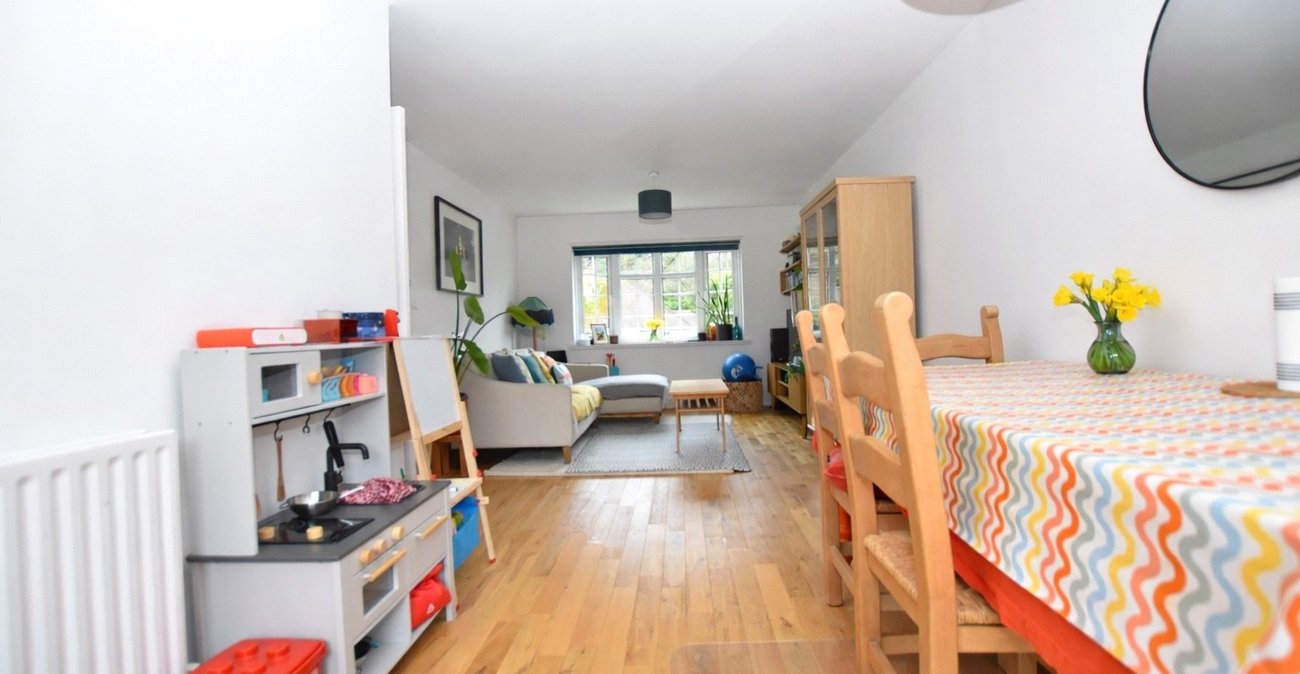 3 bedroom house for sale in Bexleyheath | Robinson Jackson