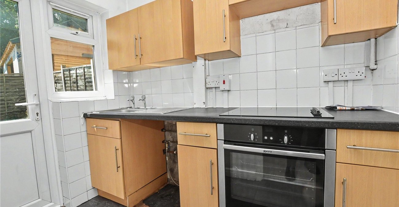 2 bedroom property for sale in Bexleyheath | Robinson Jackson