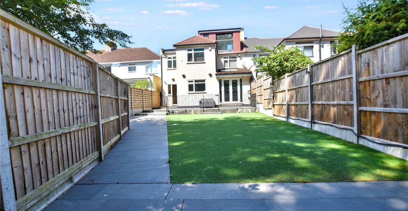 5 bedroom house for sale in Bexleyheath | Robinson Jackson