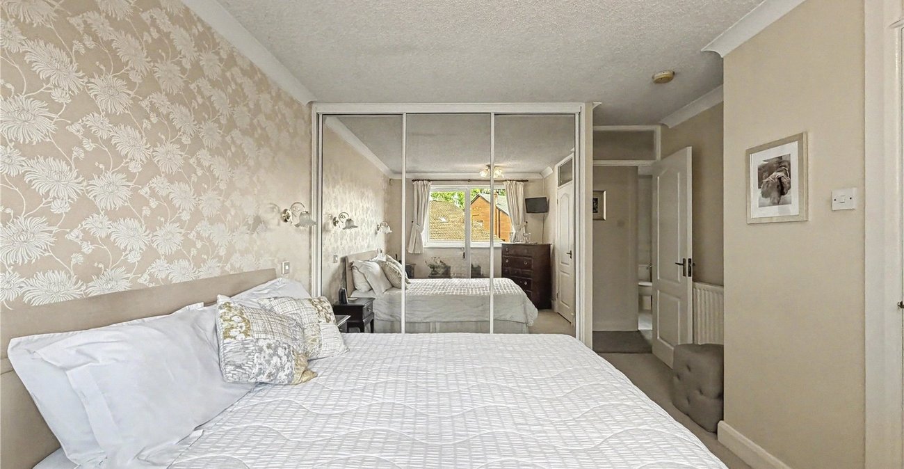 6 bedroom house for sale in Hempstead | Robinson Michael & Jackson