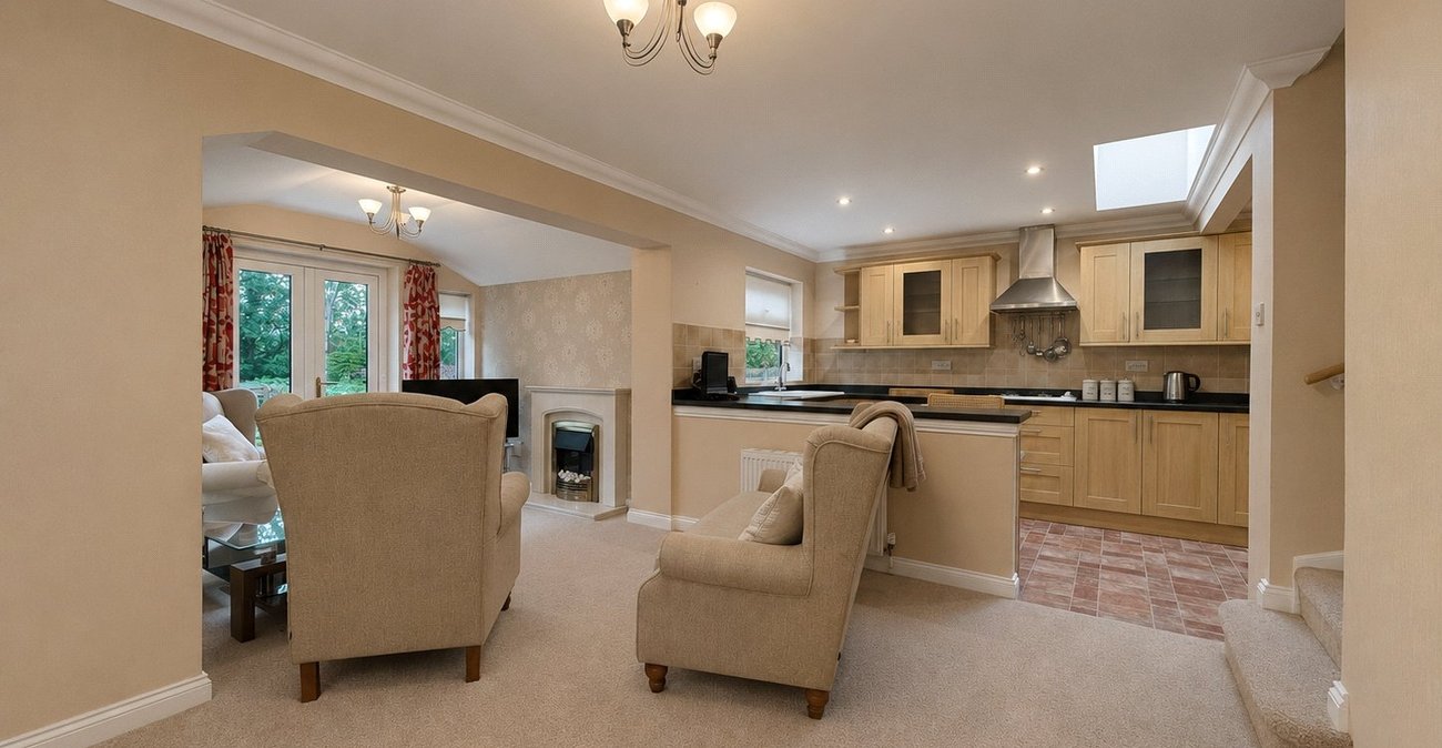 6 bedroom house for sale in Hempstead | Robinson Michael & Jackson