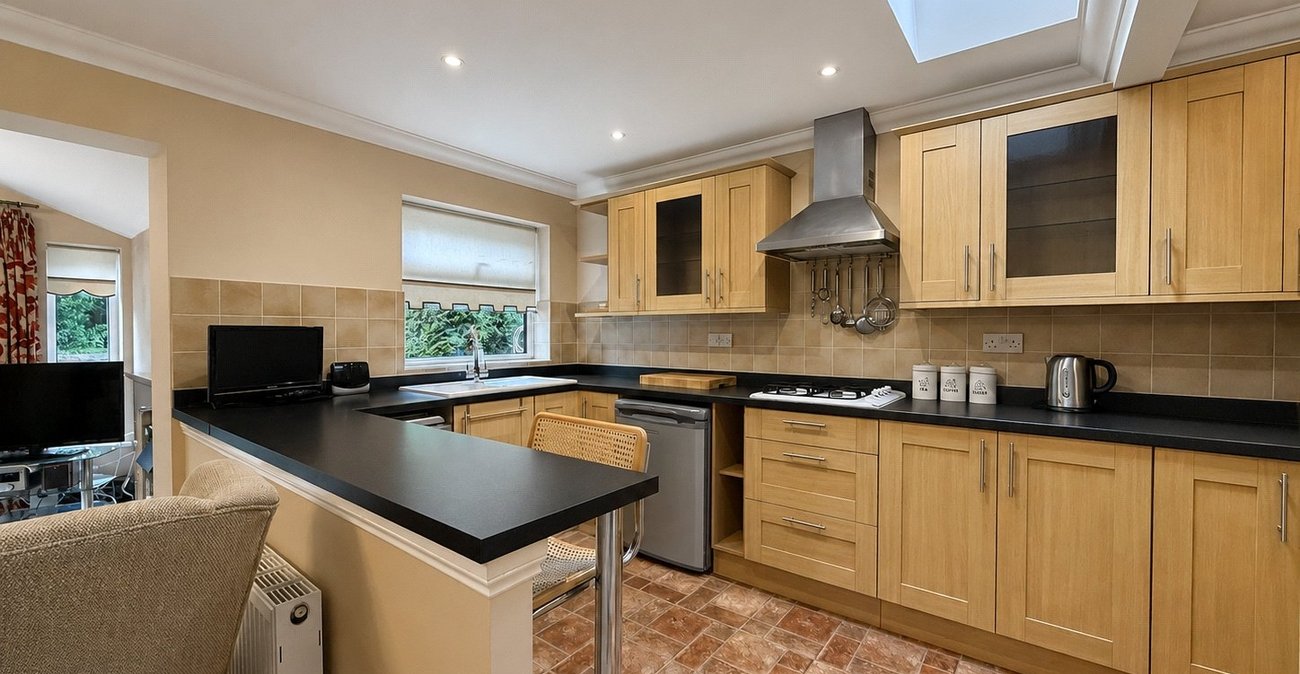 6 bedroom house for sale in Hempstead | Robinson Michael & Jackson