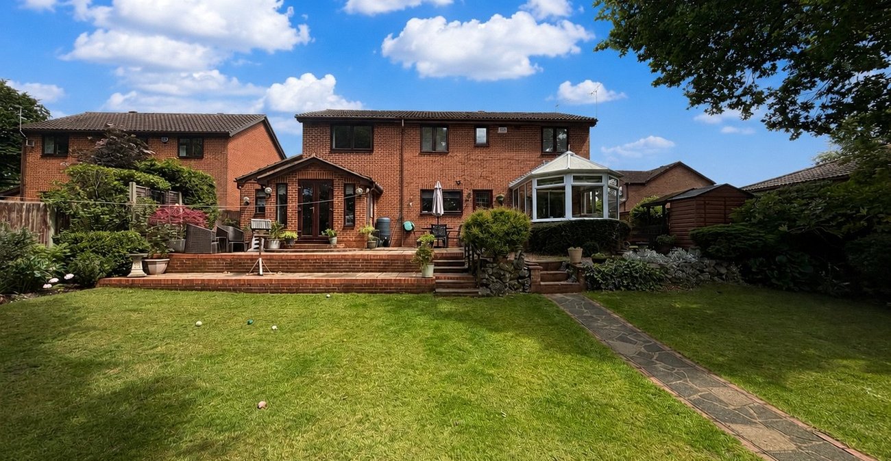 6 bedroom house for sale in Hempstead | Robinson Michael & Jackson
