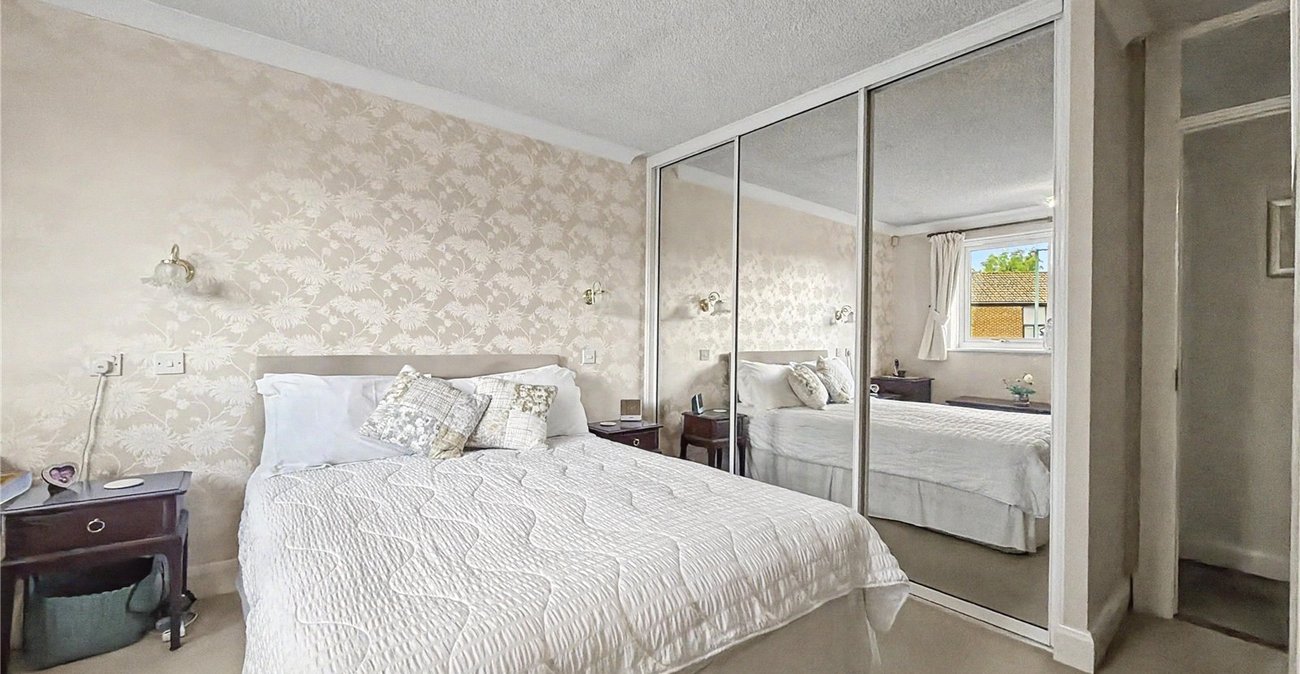 6 bedroom house for sale in Hempstead | Robinson Michael & Jackson