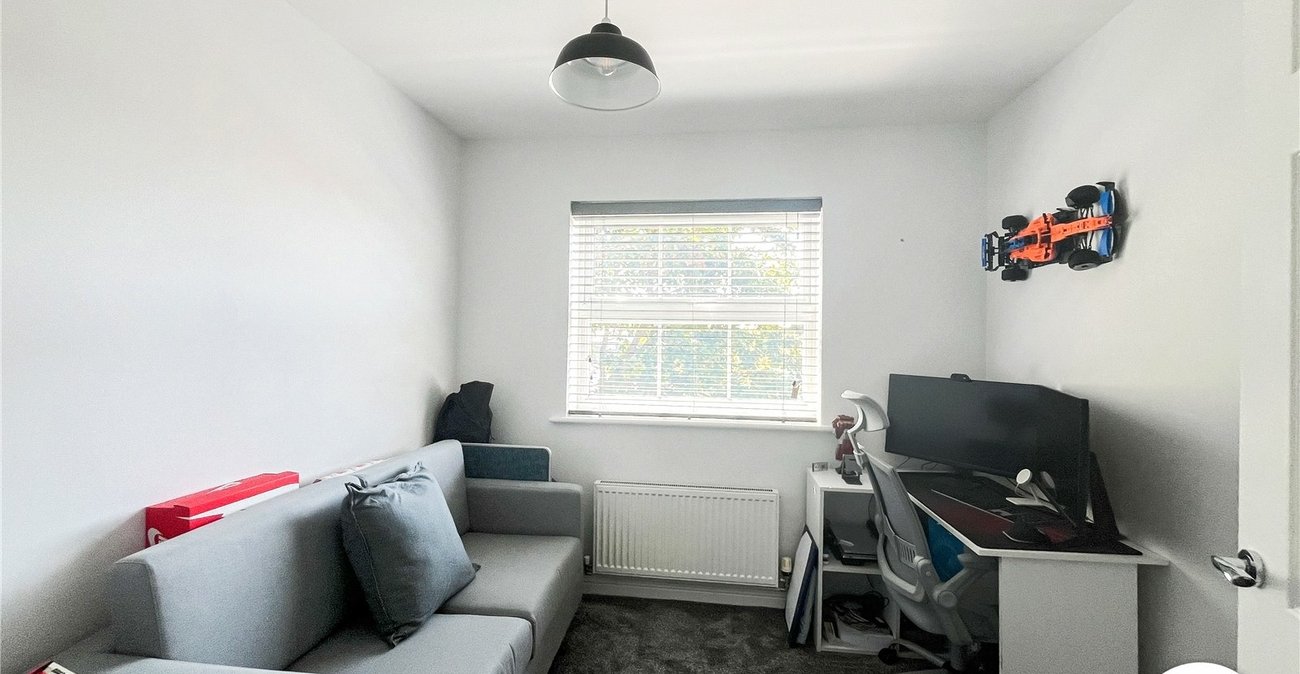 2 bedroom property for sale in Kemsley | Robinson Michael & Jackson