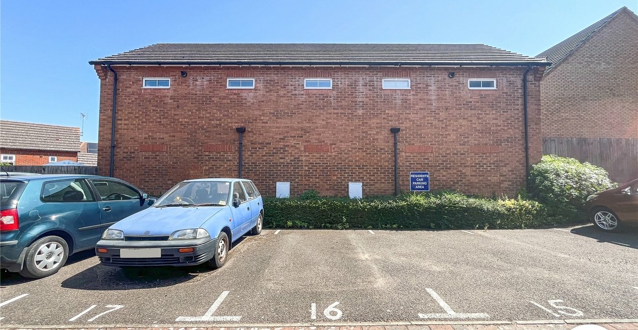 2 bedroom property for sale in Kemsley | Robinson Michael & Jackson