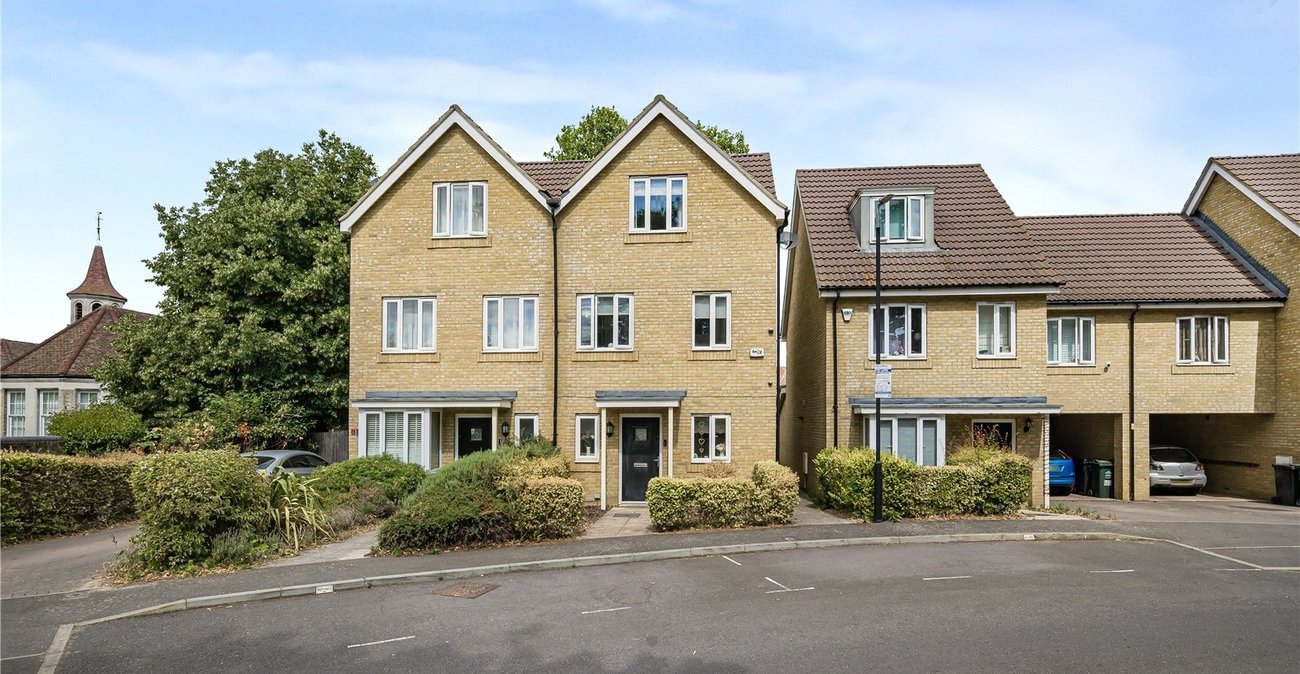 3 bedroom house for sale in Stone | Robinson Jackson