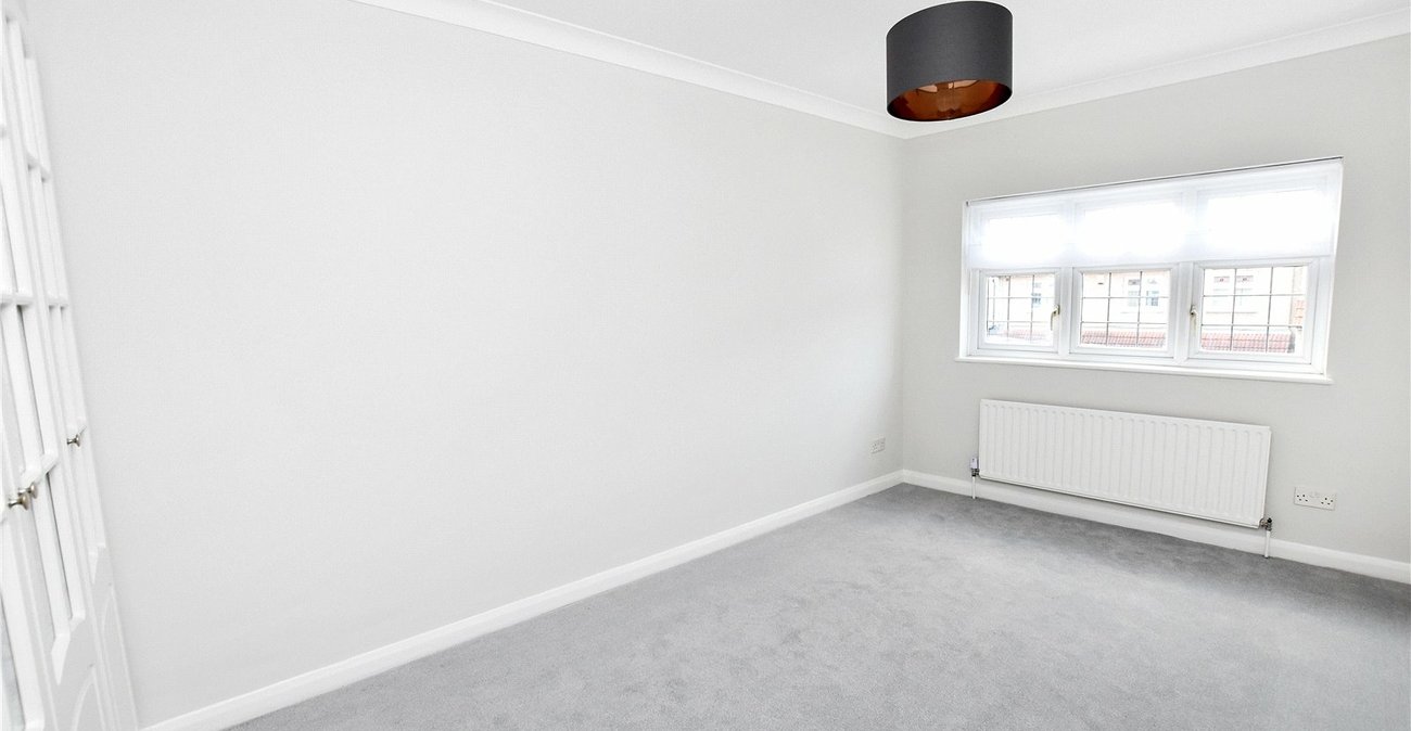 4 bedroom house for sale in Bexleyheath | Robinson Jackson