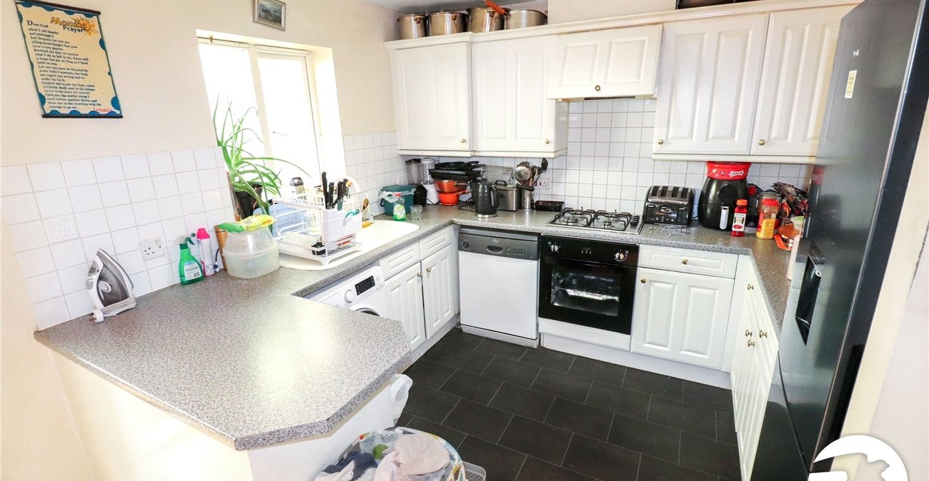 4 bedroom house for sale in London | Robinson Jackson