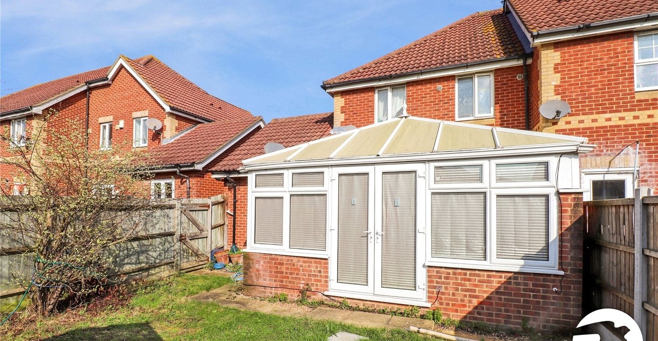 4 bedroom house for sale in London | Robinson Jackson