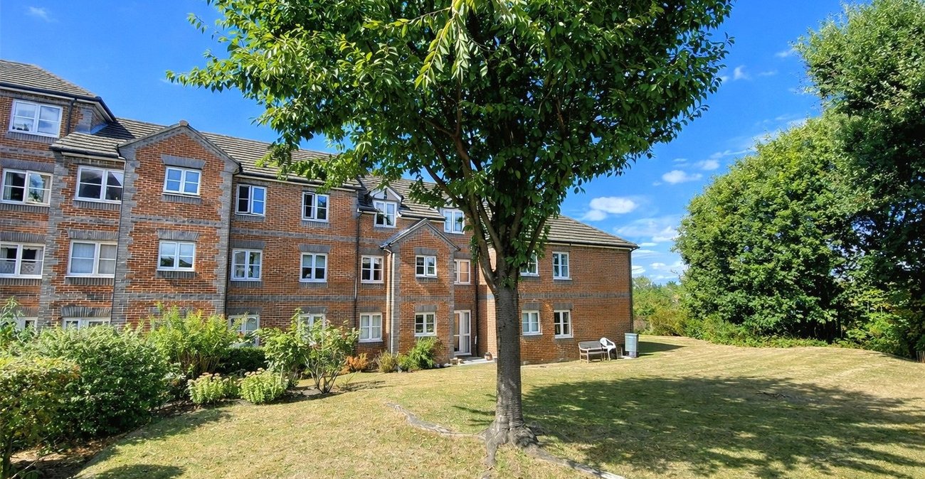 1 bedroom property for sale in London | Robinson Jackson