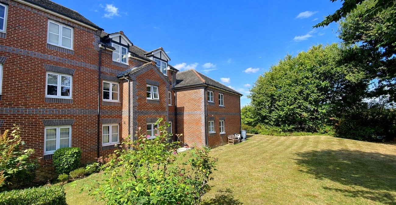 1 bedroom property for sale in London | Robinson Jackson