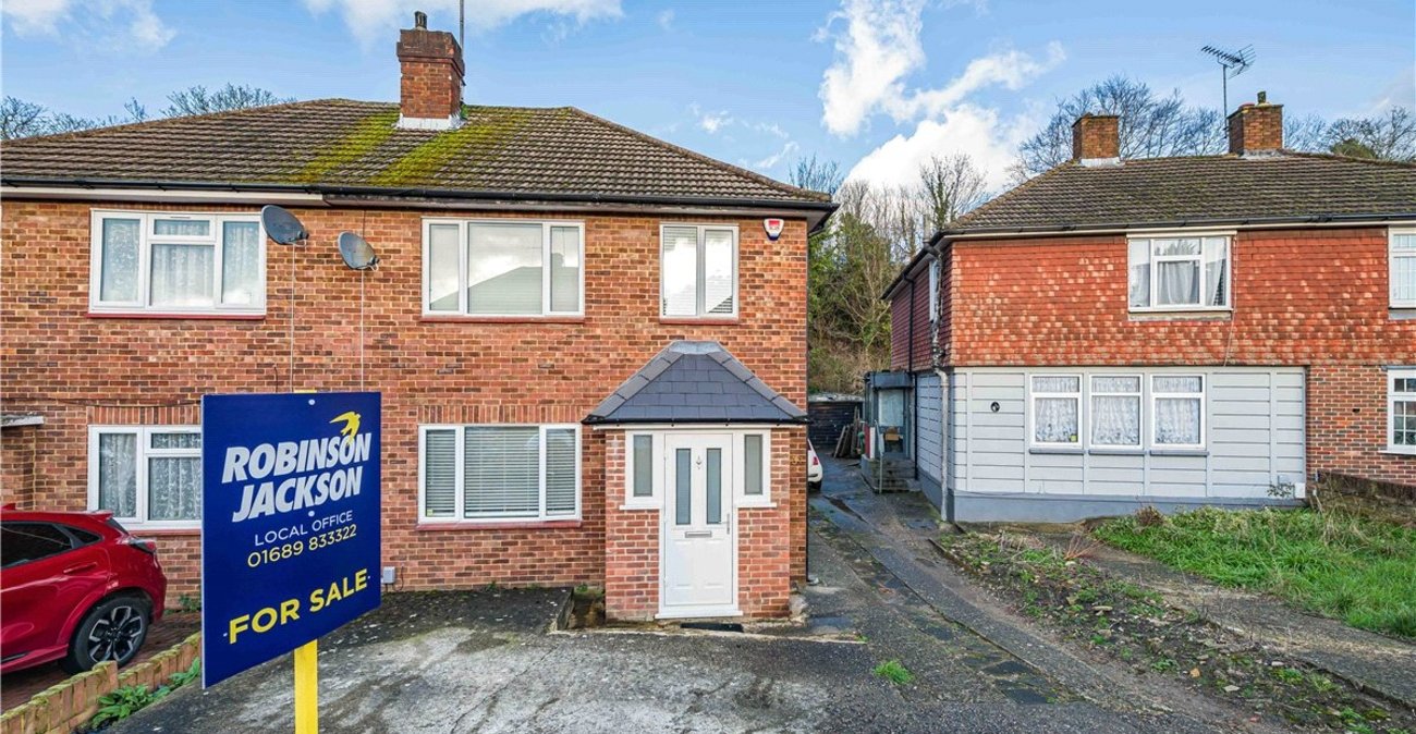 3 bedroom house for sale in South Orpington | Robinson Jackson
