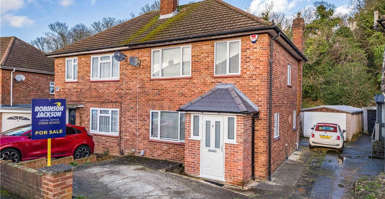 3 bedroom house for sale in South Orpington | Robinson Jackson