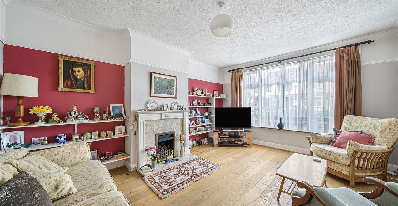 4 bedroom house for sale in Welling | Robinson Jackson