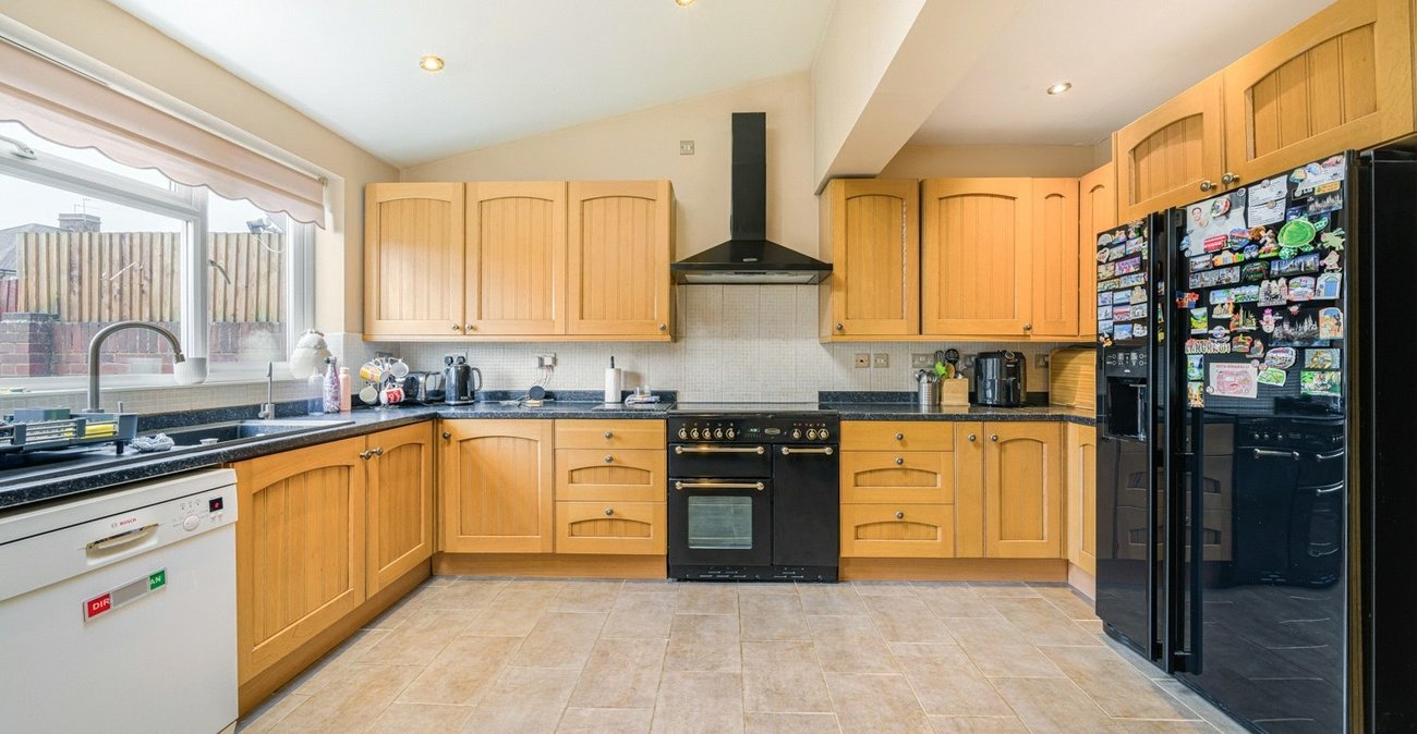 6 bedroom house for sale in Welling | Robinson Jackson