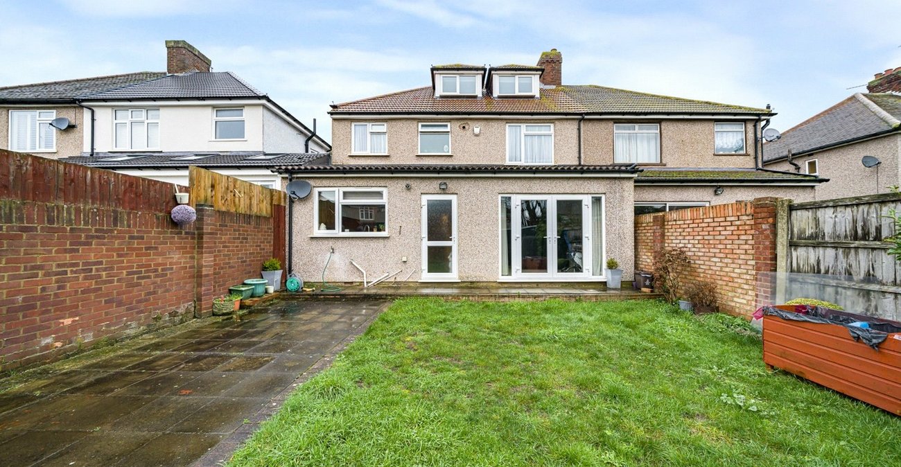 6 bedroom house for sale in Welling | Robinson Jackson