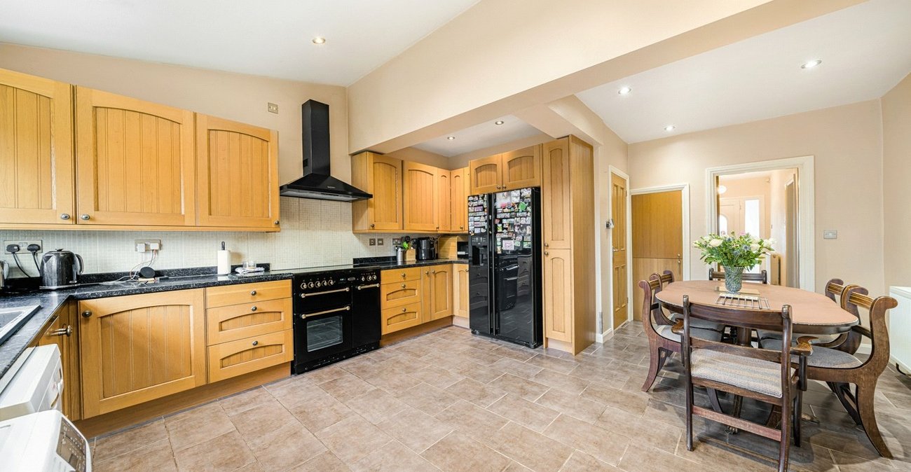 6 bedroom house for sale in Welling | Robinson Jackson