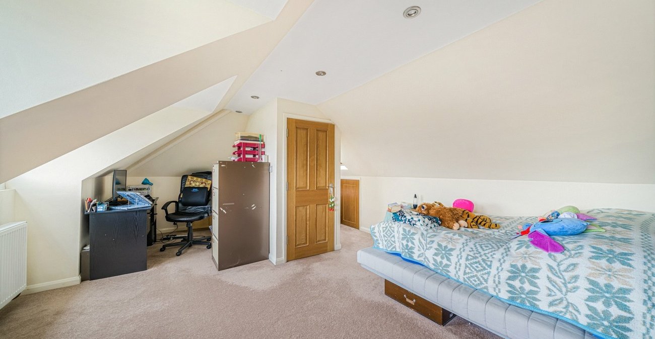 6 bedroom house for sale in Welling | Robinson Jackson