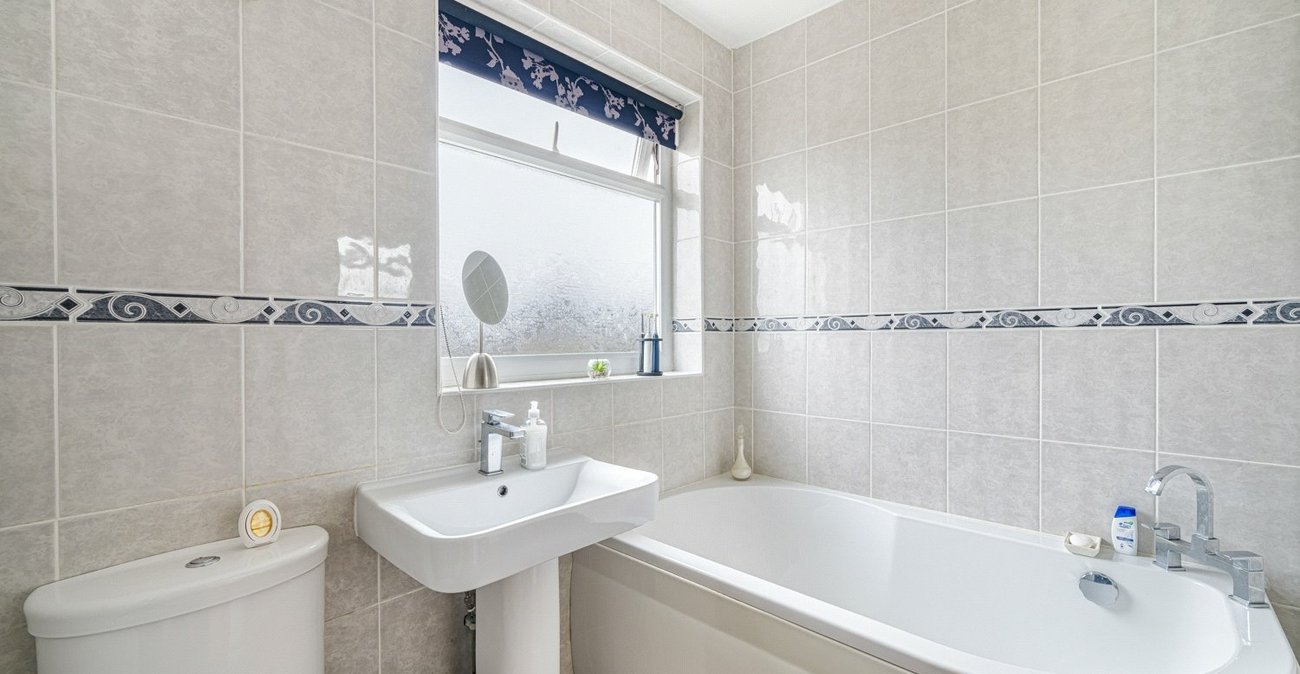 6 bedroom house for sale in Welling | Robinson Jackson