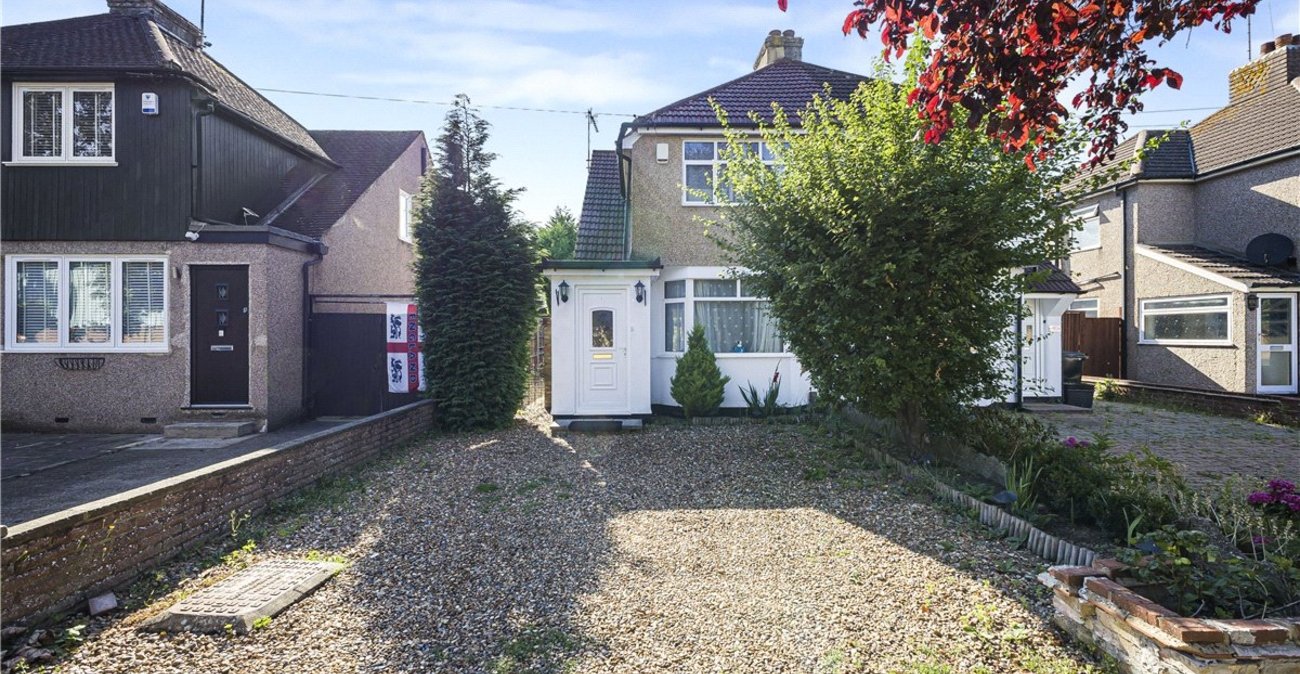 3 bedroom house for sale in Orpington | Robinson Jackson