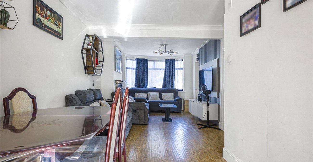 3 bedroom house for sale in Orpington | Robinson Jackson