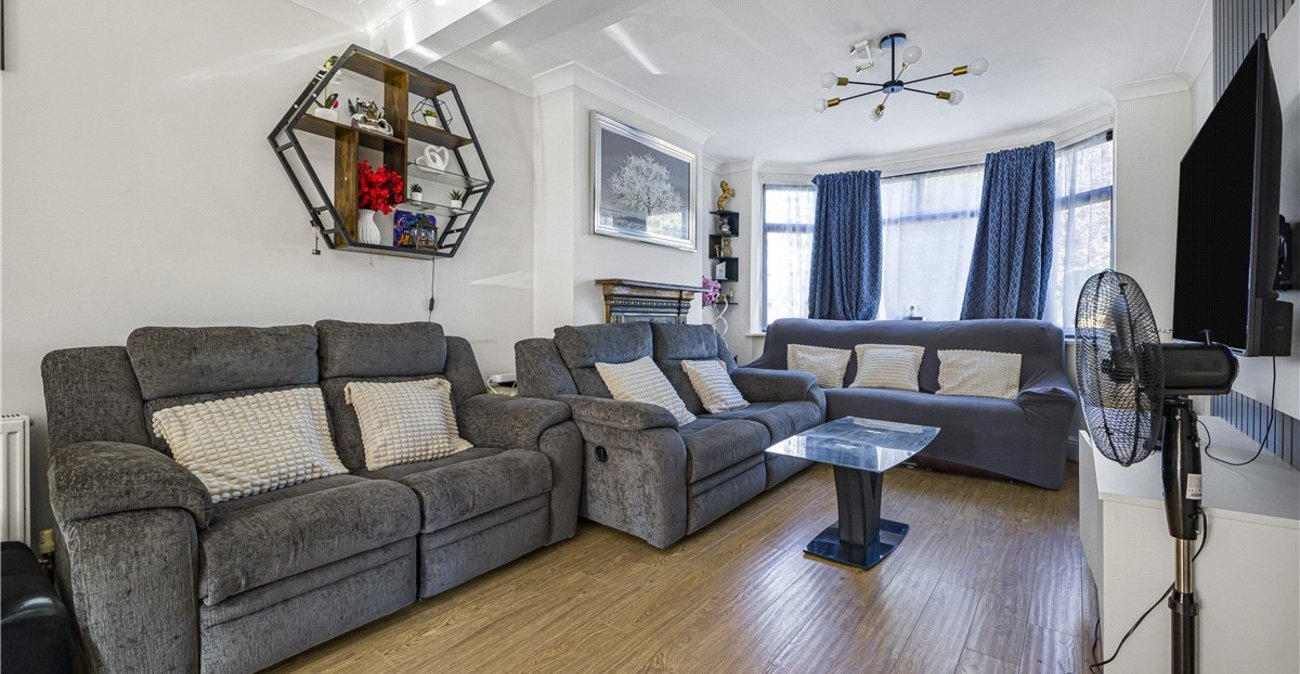3 bedroom house for sale in Orpington | Robinson Jackson