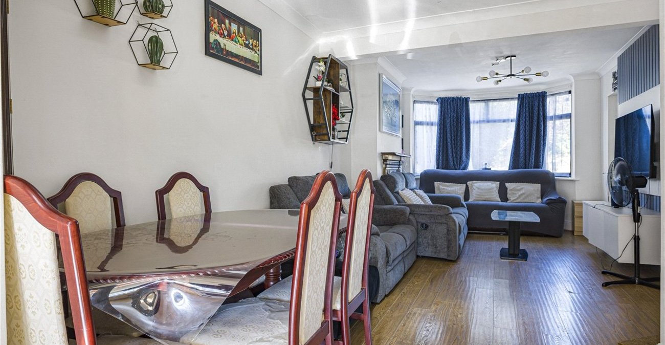 3 bedroom house for sale in Orpington | Robinson Jackson