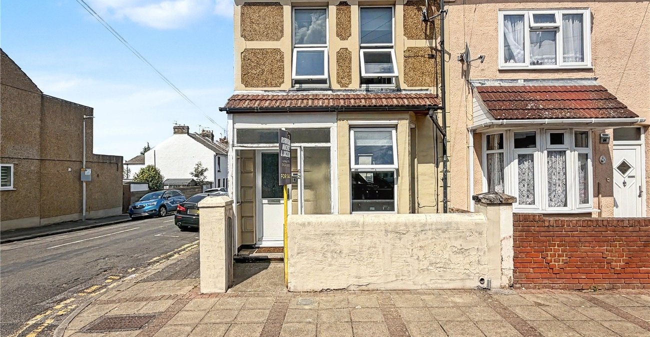 3 bedroom house for sale in Gillingham | Robinson Michael & Jackson