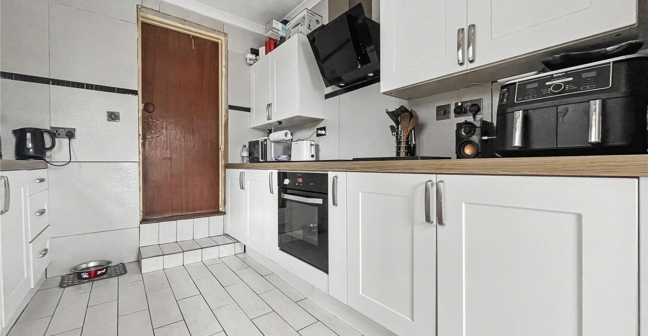 3 bedroom house for sale in Gillingham | Robinson Michael & Jackson