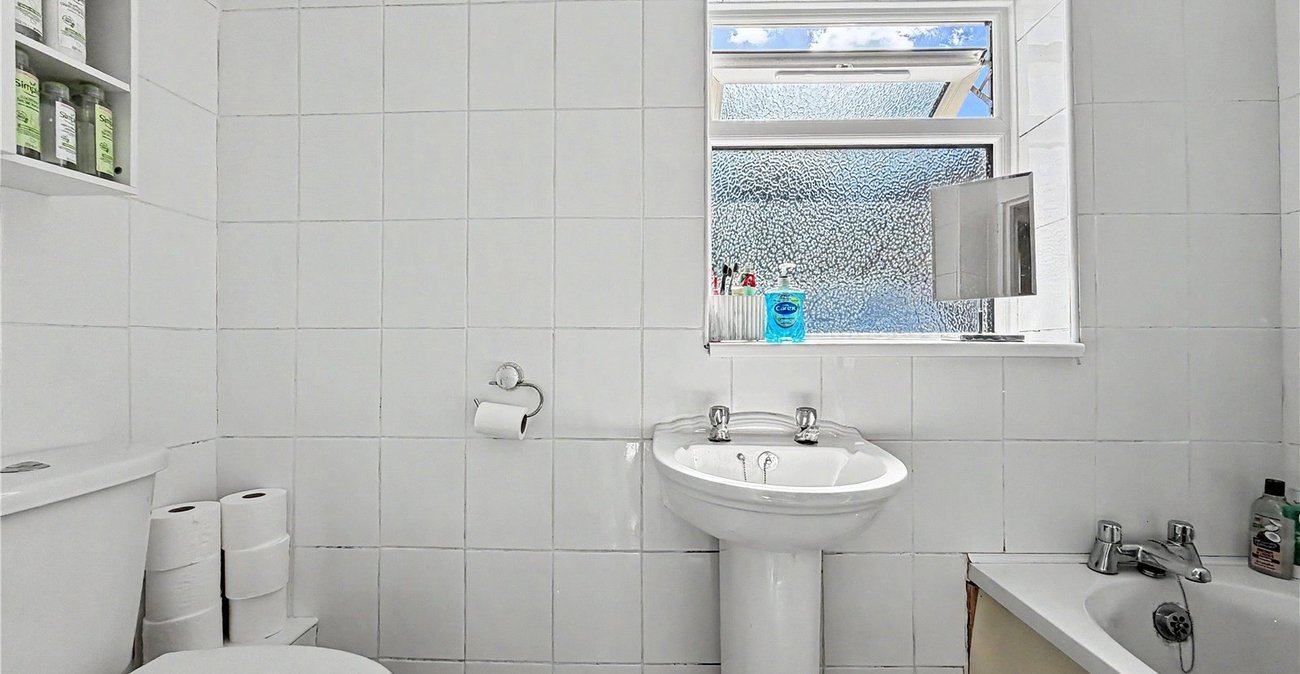 3 bedroom house for sale in Gillingham | Robinson Michael & Jackson