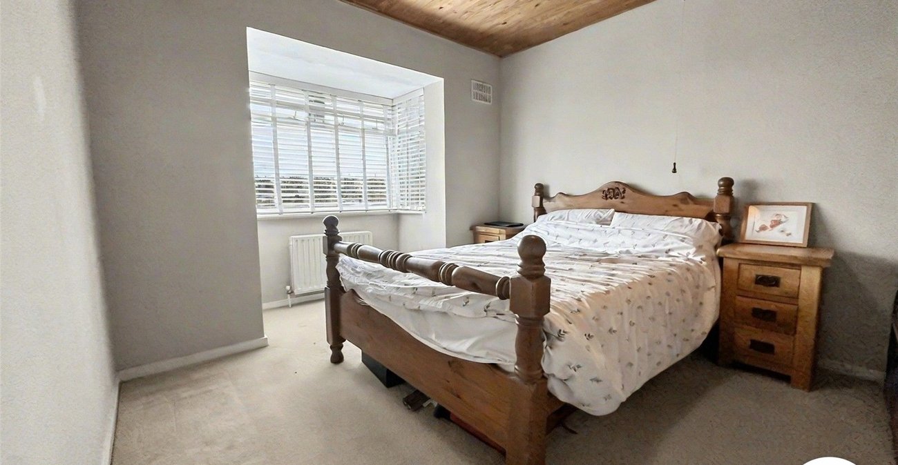 3 bedroom house for sale in Rochester | Robinson Michael & Jackson