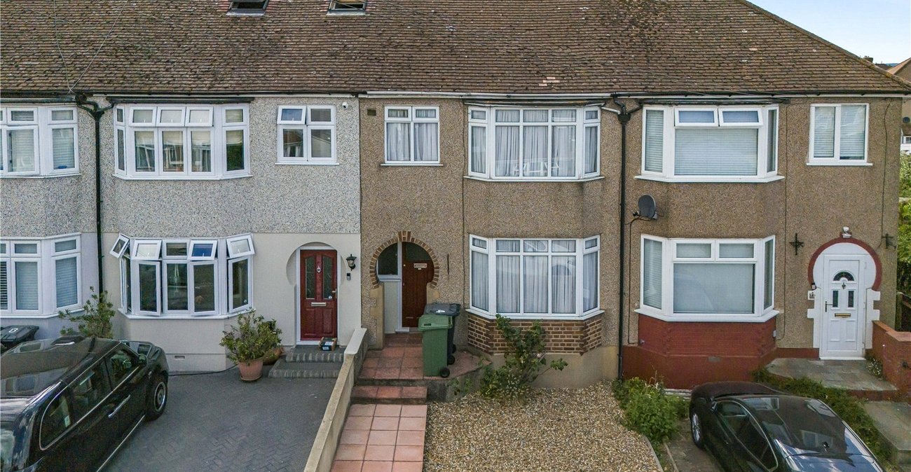 3 bedroom house for sale in Dartford | Robinson Jackson
