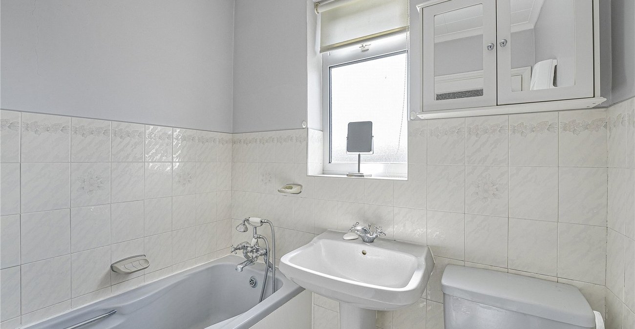 3 bedroom house for sale in Dartford | Robinson Jackson